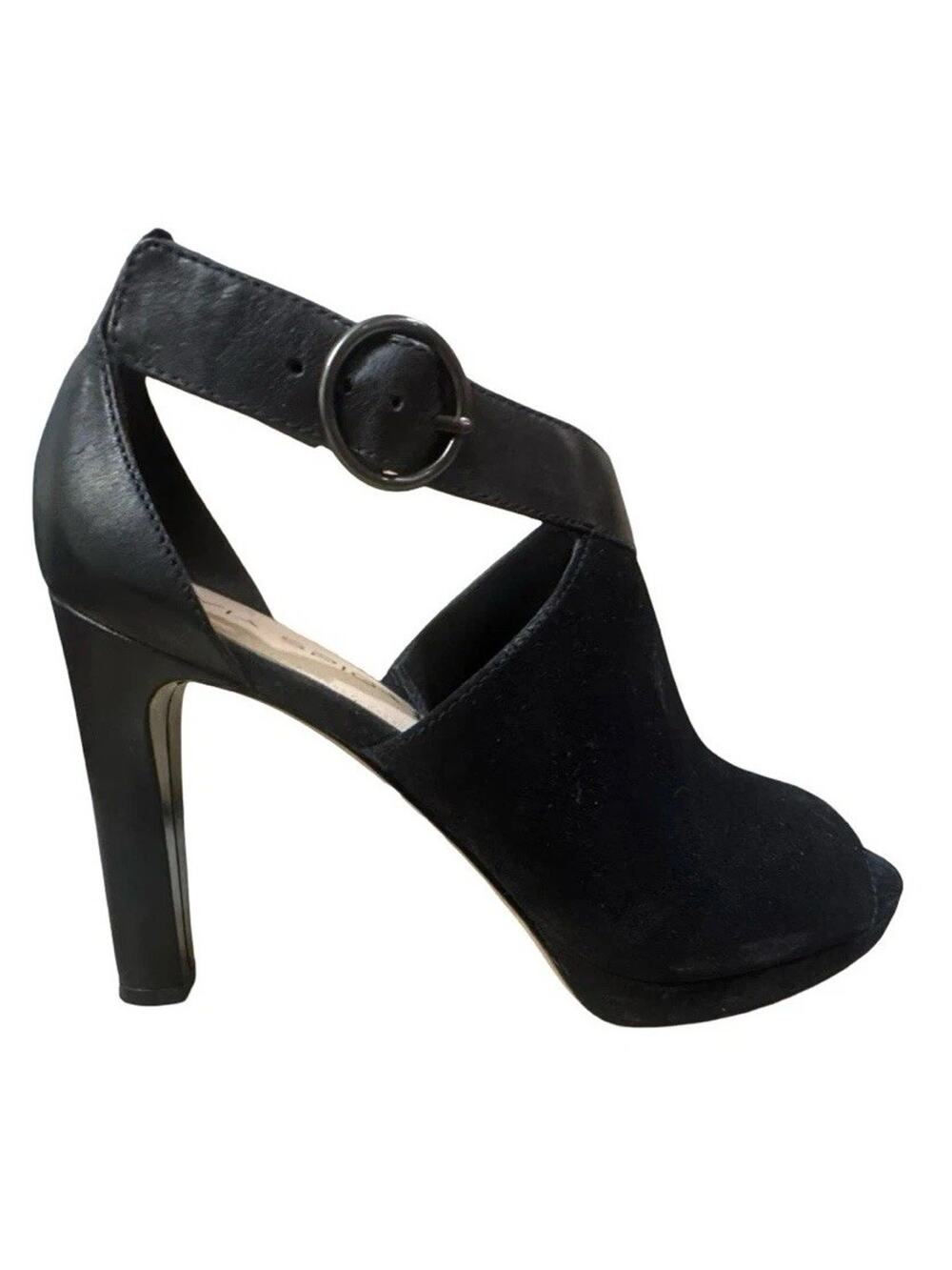 Via Spiga black leather and suede ankle strap heels. Sz 9